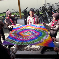Hasil batik pelangi.png